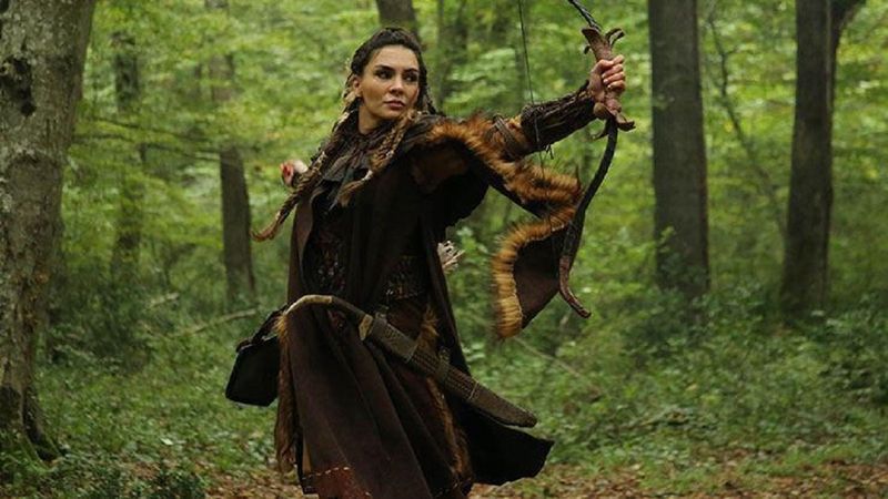 Destan'ın Akkız'ı Ebru Şahin kimdir, kaç yaşında? Ebru Şahin'in biyografisi