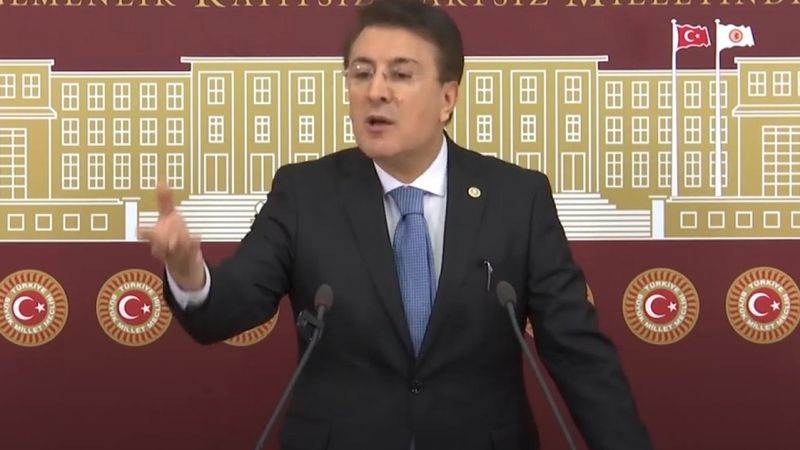 AK Partili İbrahim Aydemir: Kuyruklar zamdan değil araç fazlalığından