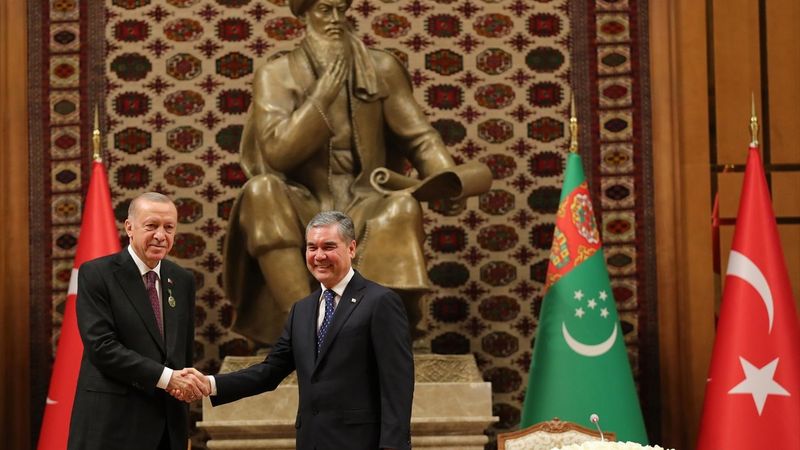 Türkiye ile Türkmenistan arasında 8 anlaşma imzalandı