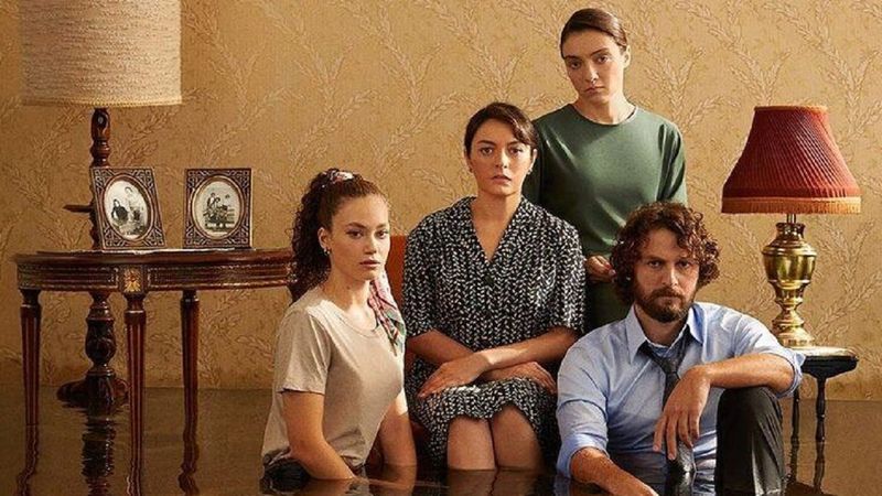 Masumlar Apartmanı'nın yıldızı ile Şevket Çoruh'u el ele görenler şaştı kaldı! Meğer geçmişte...