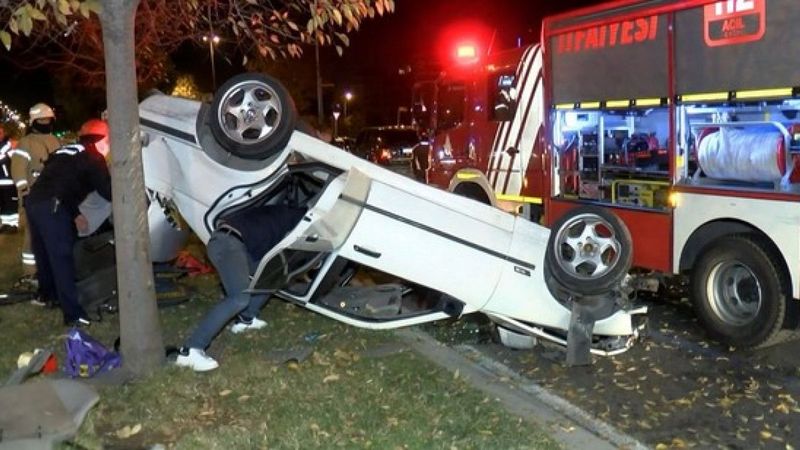 Kartal Sahil Yolu'nda aşırı süratli otomobil takla attı: 1 yaralı