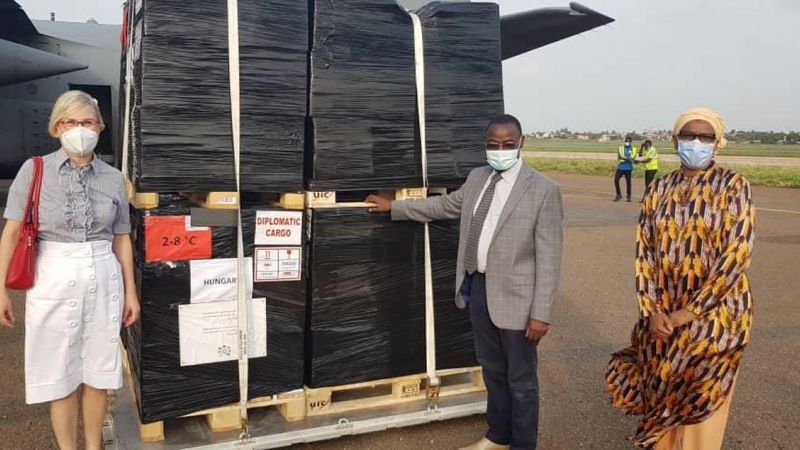 Türkiye, Afrika ülkelerine 200 bin doz Sinovac aşısı hibe etti