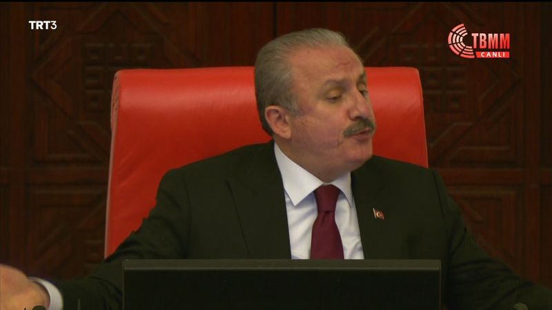 2022 bütçe görüşmeleri gerginlikle başladı