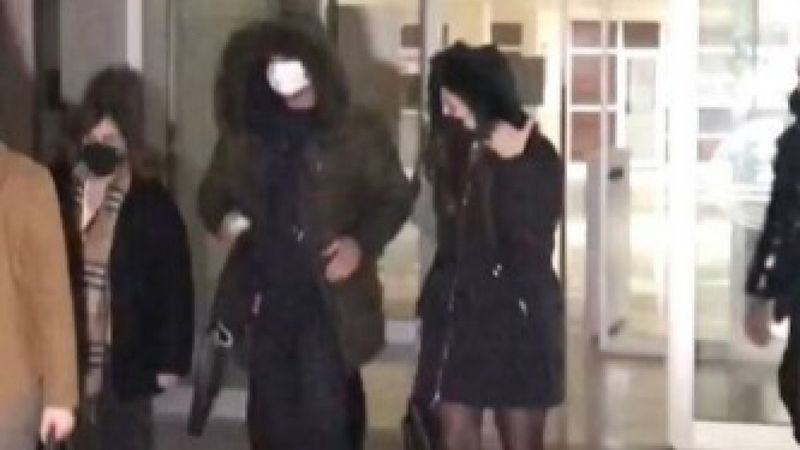 Yunan polis ile kız arkadaşı navigasyon mağduru