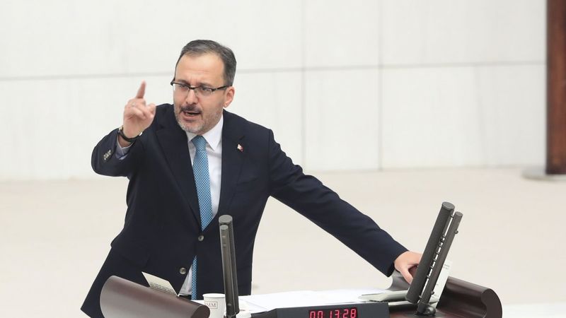 Bakan Kasapoğlu'ndan muhalefete: Çevrimdışı zihniyeti bırakın