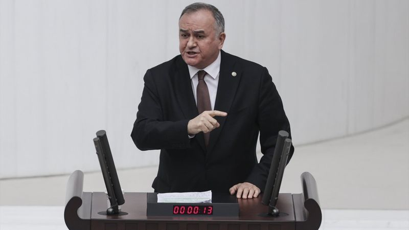 MHP ile HDP arasında Anayasa Mahkemesi ve terör tartışması