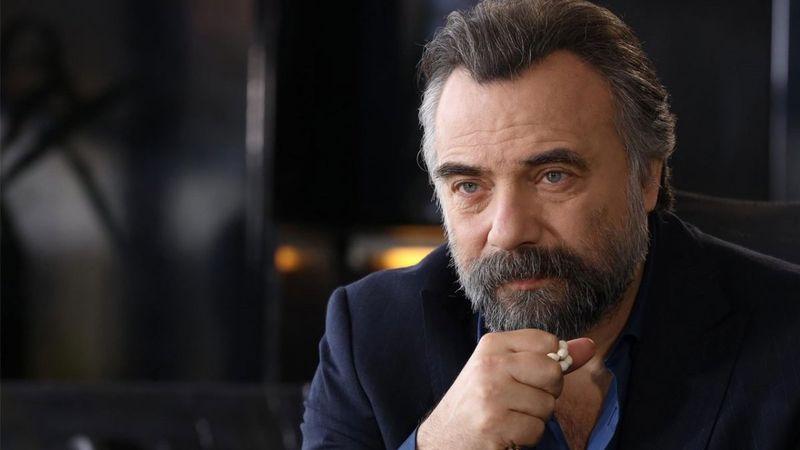 Oktay Kaynarca'nın hiç görmediğiniz kareleri...Yıllar önce yaptığı meslek bakın neymiş!