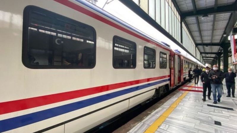 Turistik Doğu Ekspresi, seferlerine yeniden başladı