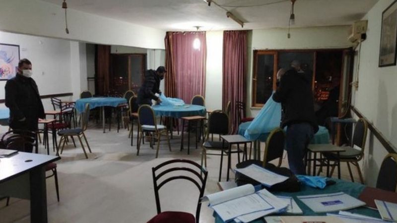 Denizli’de kumar oynadıkları dernek mühürlenince yanına yenisini açtılar