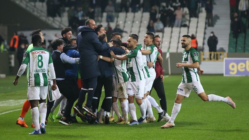 Giresunspor sahasında Altay'ı yendi
