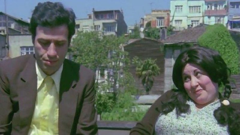 'Ama ben bakireyim' repliğiyle akıllara kazınmıştı! Yüz Numaralı Adam'ın Zeynep'i Oya Akkartal'ın son hali