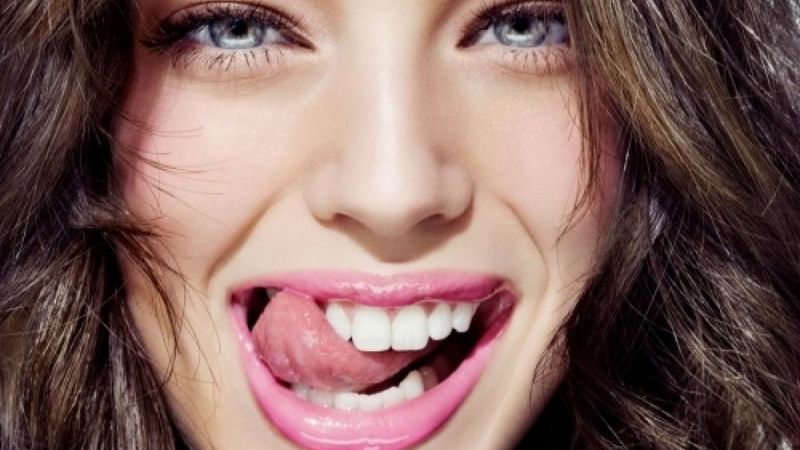 Bu karışım sayesinde bir haftada dişlerinizi beyazlatın...