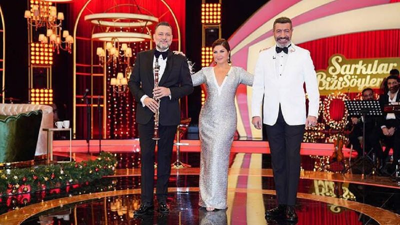 Şarkılar Bizi Söyler'in yılbaşı özel konukları belli oldu! İşte 31 Aralık Şarkılar Bizi Söyler konukları