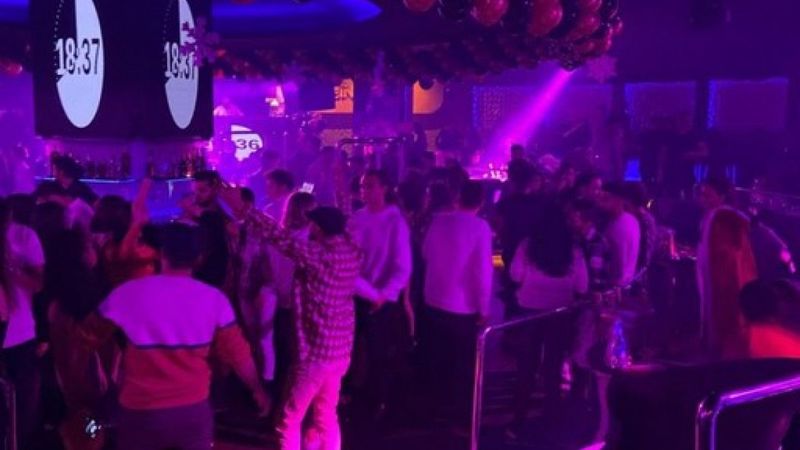 Konya'da iki farklı yılbaşı etkinliği: Bir yanda yeni yıl, diğer yanda Mekke'nin fethi kutlandı