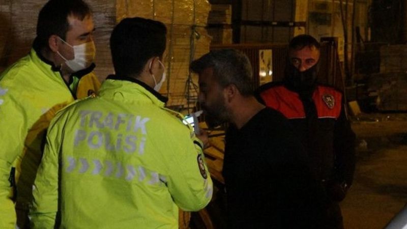 Antalya'da 'dur' ihtarına uymayan alkollü sürücü: Polisi görünce tedirgin oldum