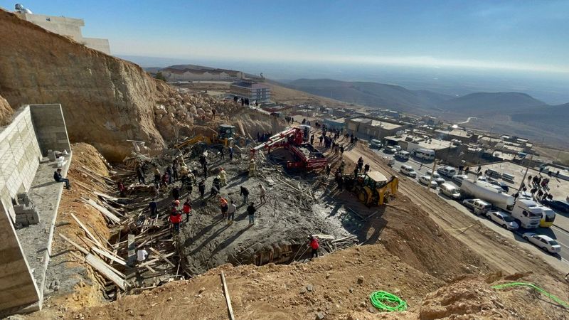 Mardin’de çöken kaçak inşaatın sahibi tutuklandı