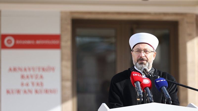 Ali Erbaş: Çocuklar Kur'an-ı Kerim ile iyiliklerle donatılmalı