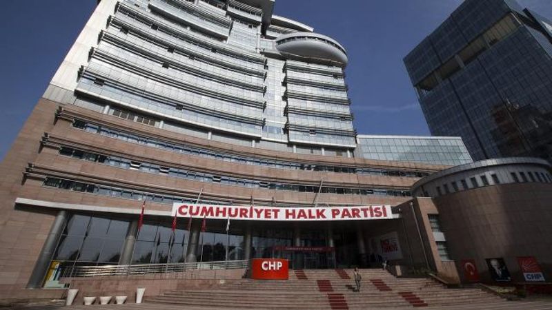 CHP'den Tanju Özcan ve Alim Karaca'na uyarı cezası