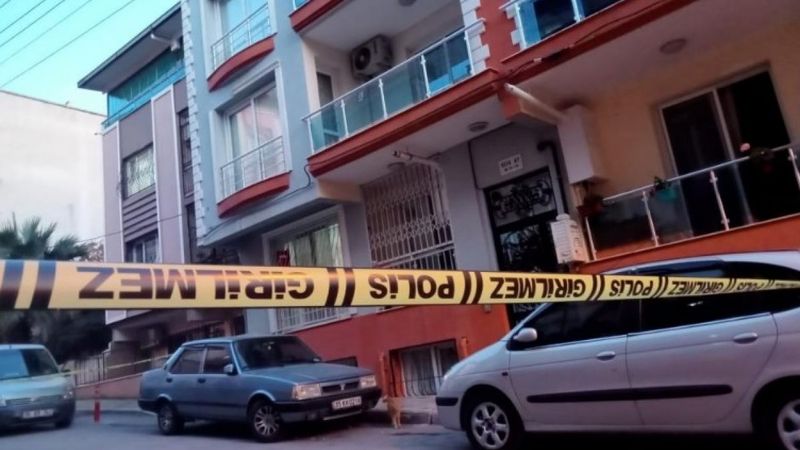 İzmir'de otomobil park yeri kavgası kanlı bitti