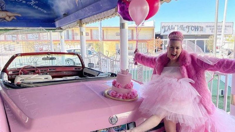 Gerçek aşkı bulamayınca bakın ne yaptı! Bir daha başka renk kullanmayacak