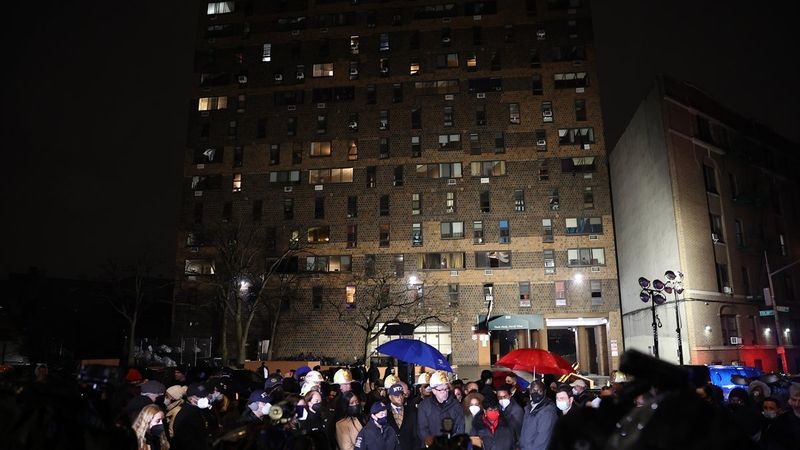 New York'ta yangın faciası: 9'u çocuk 19 kişi öldü