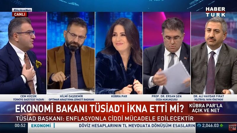 Cem Küçük: Maaşıma yapılan zamdan memnunum