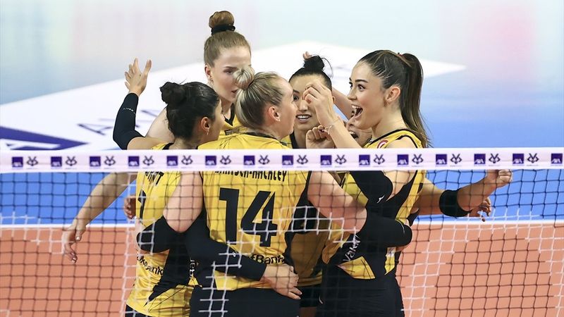 Galatasaray'ı yenen VakıfBank, Kupa Voley'de dörtlü finalde
