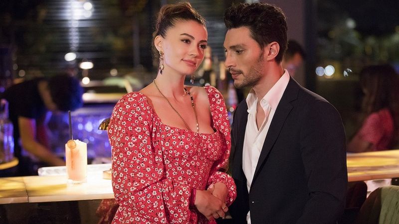 Kurtlar Vadisi Pusu'nun yıldızı Aşk Mantık İntikam'a geliyor! Esra ve Ozan'ın hayatı altüst olacak