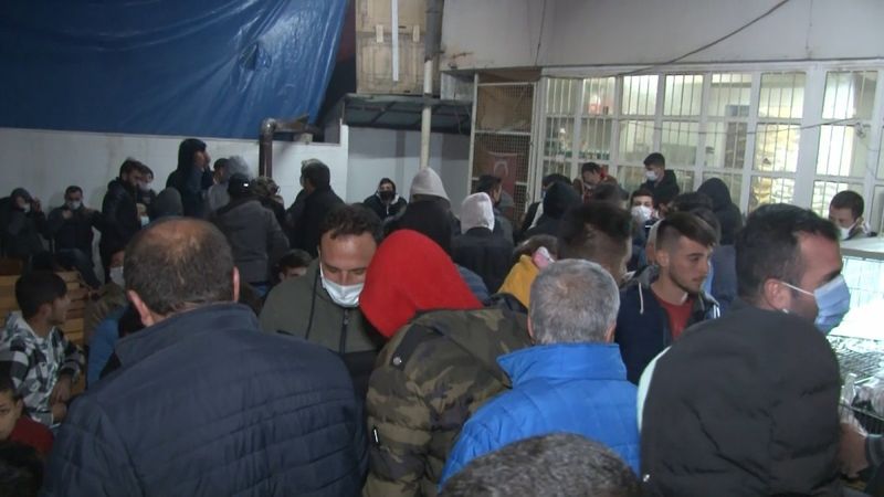 Denizli’de 20’si çocuk 100 kişi kumar oynarken yakalandı