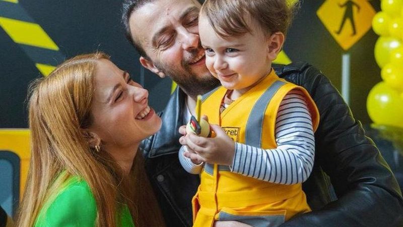 Hazal Kaya çok uğraşmış ama... Oğlu Fikret Ali'ye hamileyken bakın ne denemiş!