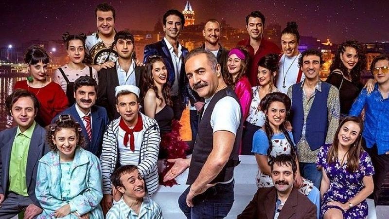 Çok Güzel Hareketler 2'ye sürpriz konuk! Aziz'in yıldızı geliyor