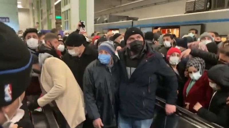 İstanbul'da toplu taşımada yoğunluk