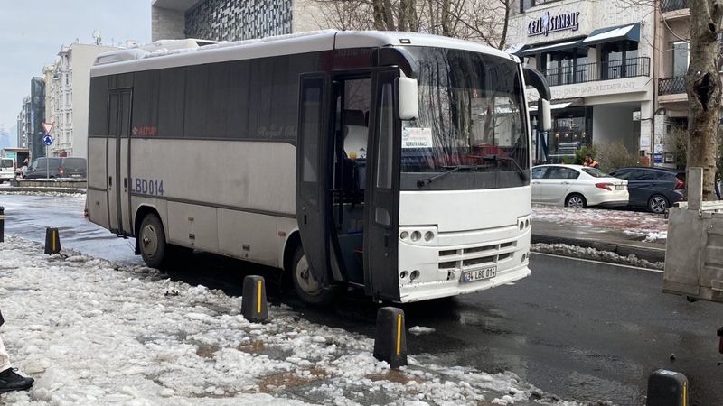 Mine Kırıkkanat, Beyoğlu Belediyesi'ne tepki gösterince rezil oldu