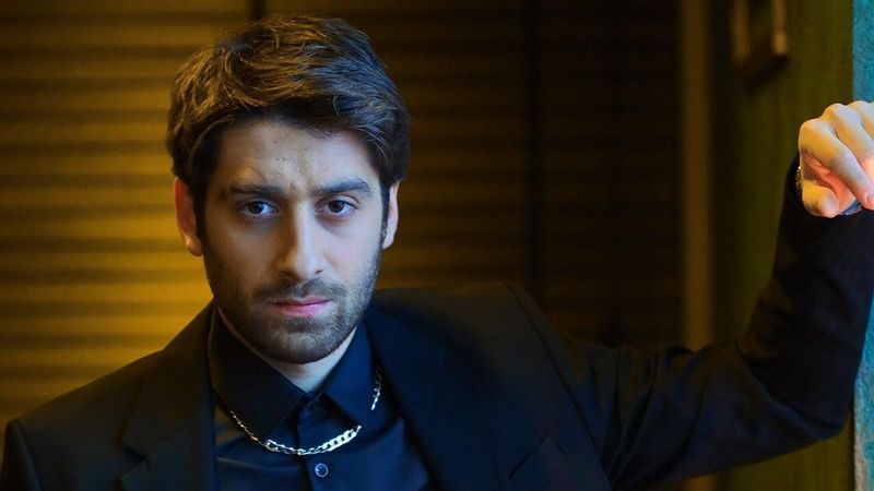 Üç Kuruş'un Çetin'i Bora Akkaş kimdir, kaç yaşında? Çıngıraklı'ya yıldırım gibi düşecek!