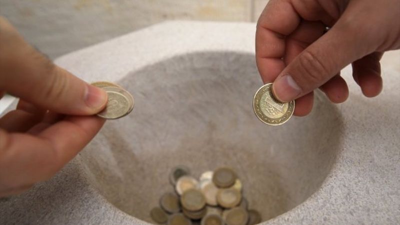 Yardımlaşmanın zerafet abideleri SADAKA TAŞLARI