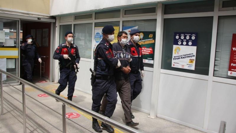 Kocaeli'de anne-babası öldürülen genç kız: Sanık bana sözlü tacizde bulundu