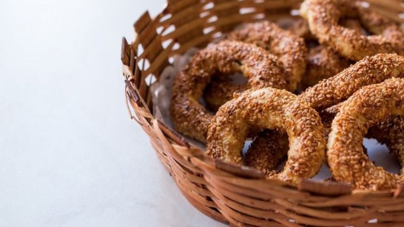 Mahlepli kandil simidi nasıl yapılır? Evde kandil simidi yapmak için...