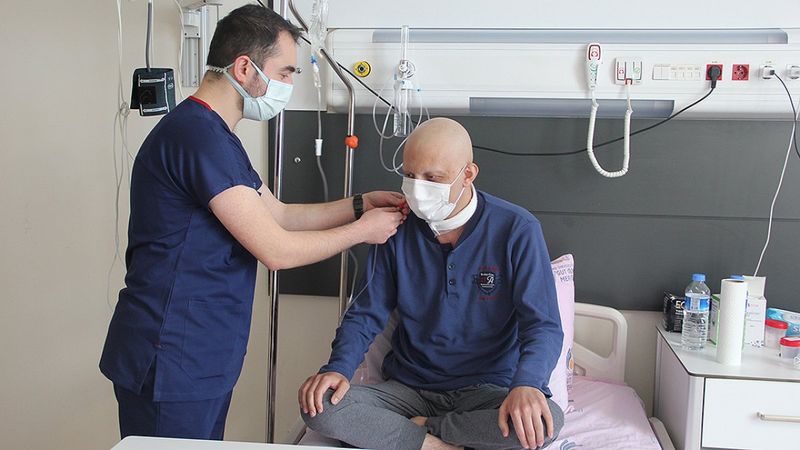 Sivaslı genç, lösemiyi TÜRKÖK'ten sağlanan ilikle ikinci kez yendi