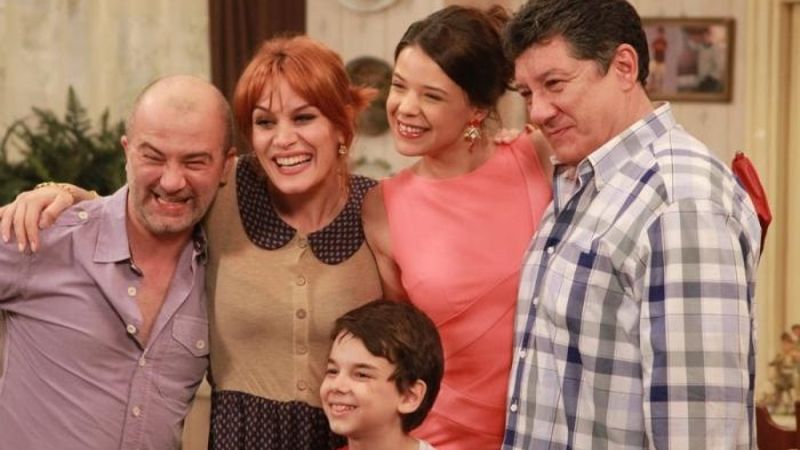 Avrupa Avrupa'nın Emre'si şimdilerde ne yapıyor? Hem yakışıklı hem de kocaman bir delikanlı oldu!