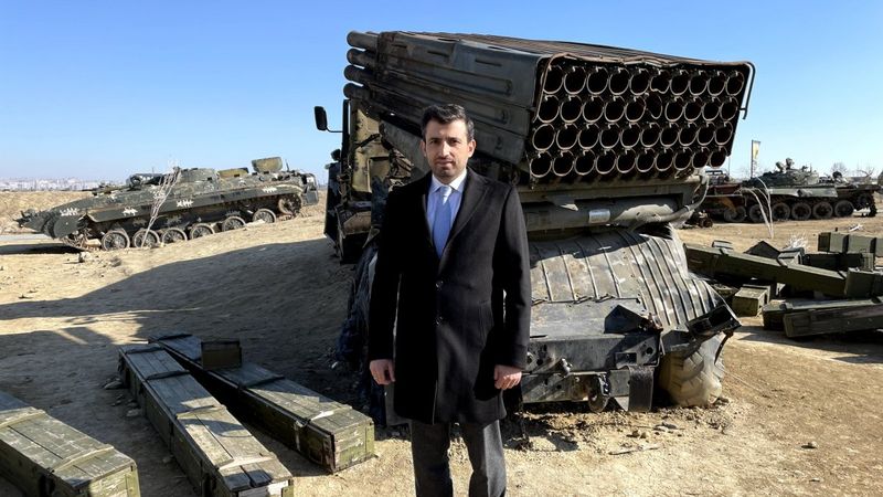 Selçuk Bayraktar'dan Azerbaycan'daki Ganimetler Parkı'na ziyaret