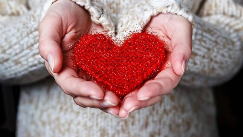 Sevgililer gününü kutlamak caiz mi?