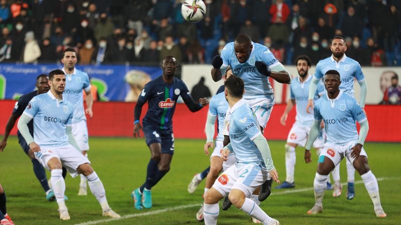 Çaykur Rizespor, evinde Başakşehir'e yenildi