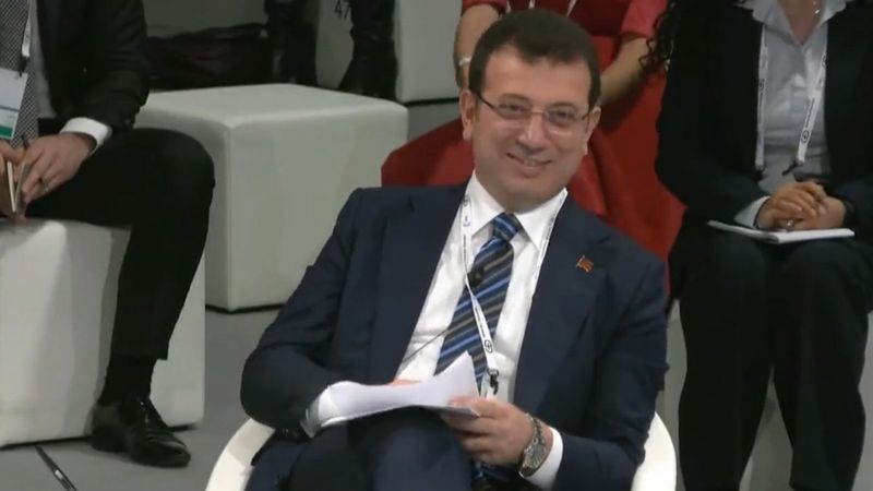 Ekrem İmamoğlu, Almanya'da İngilizce konuştu