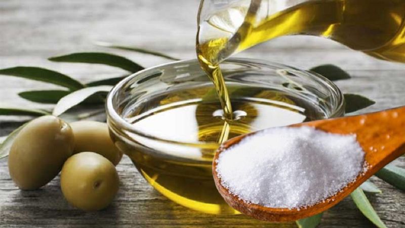 Zeytinyağı ve tuzu karıştırın bakın neye iyi geliyor! İşte inanılmaz faydası