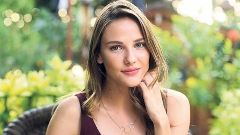 Maraşlı'nın Mahur'u Alina Boz yeni imajıyla sosyal medyayı yıktı! Gören dönüp bir daha bakıyor