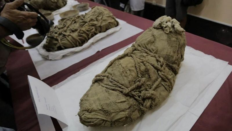Peru'da bulunan çocuk ve yetişkin mumyaları sergide görücüye çıktı