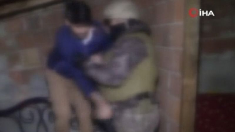 İstanbul’da kaçak göçmenlerin saklandığı şok evine baskın