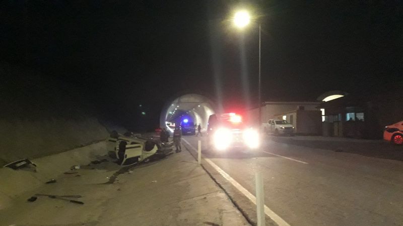 Malatya'da araç şarampole devrildi: 2 ölü