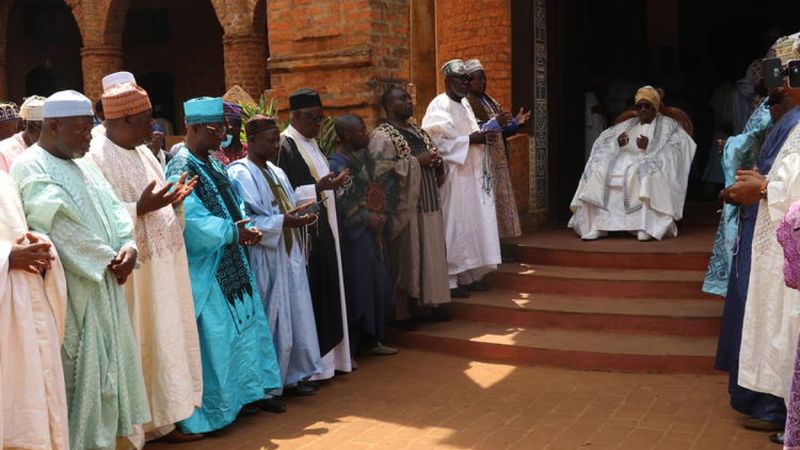 Kamerun’da devam eden Osmanlı kültürü: Cuma selamlığı