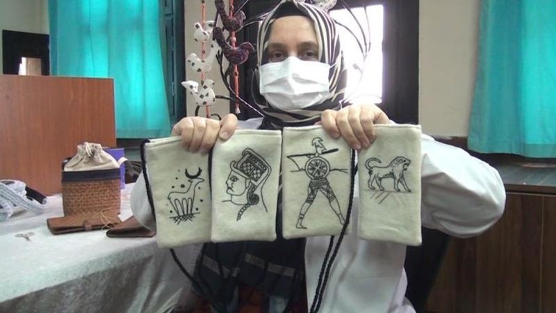 Friglere ait desenlerin sanatla buluşması